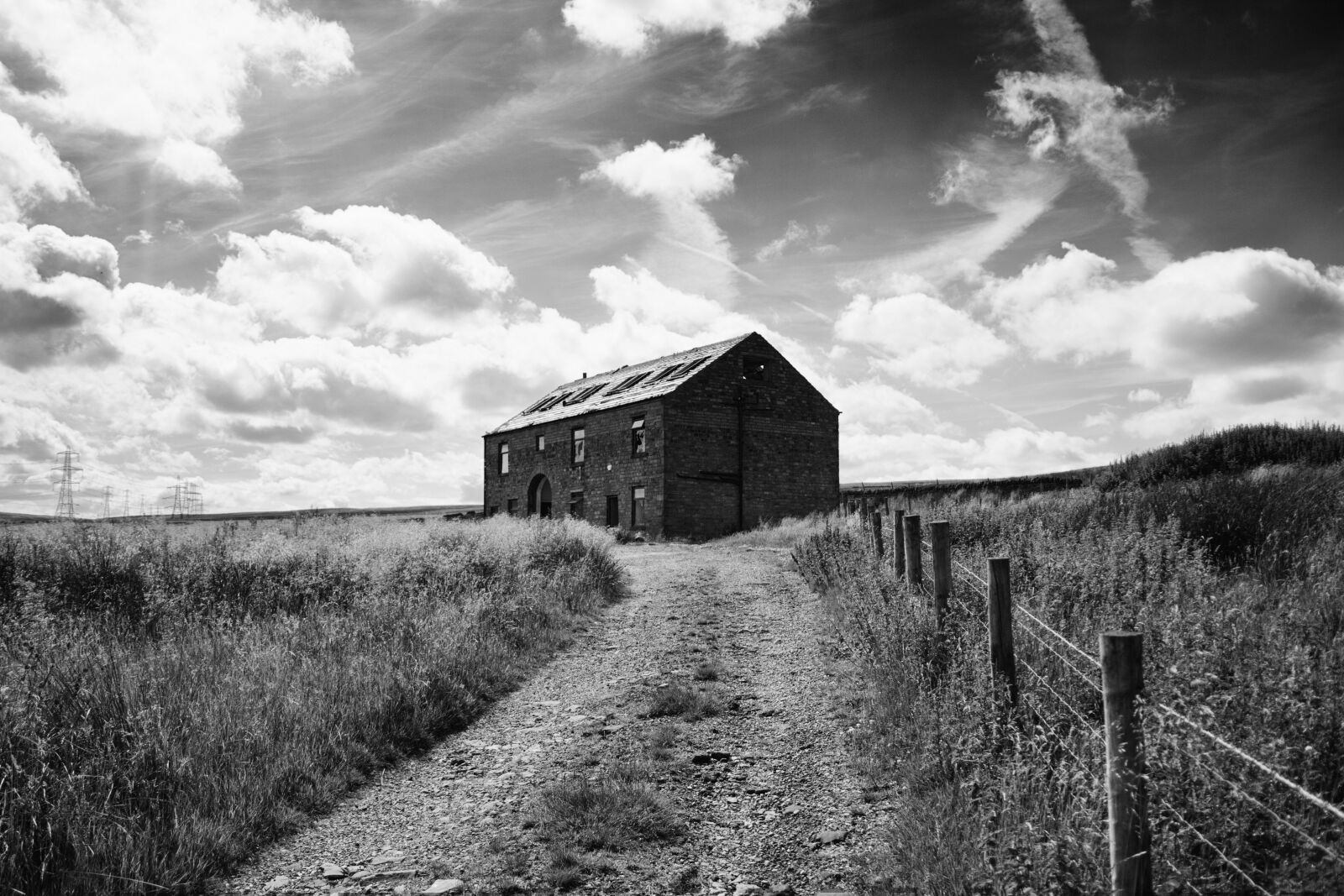Canon EOS 500D (EOS Rebel T1i / EOS Kiss X3) sample photo. Abandoned, house, building photography