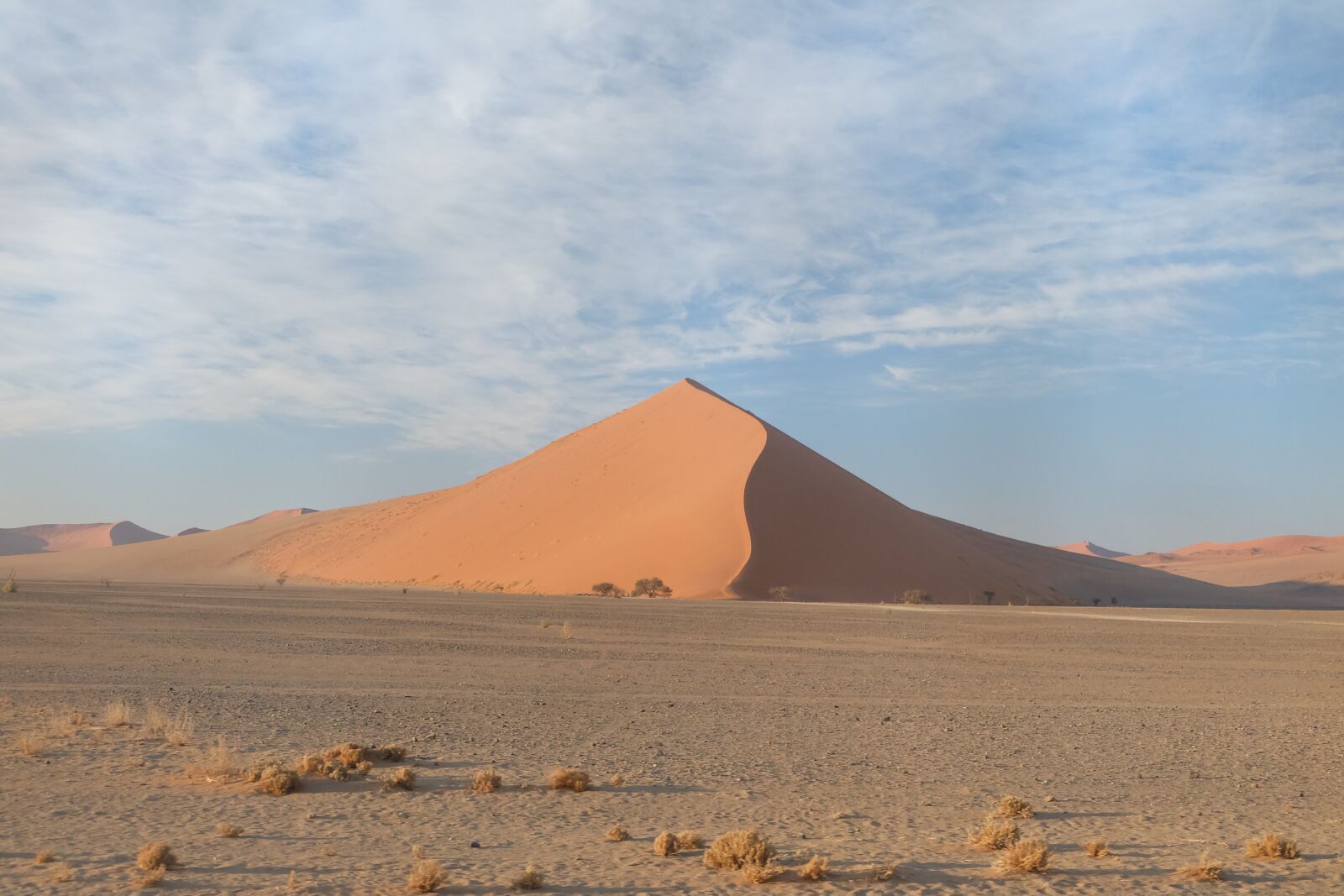 Fujifilm X-A2 sample photo. Namibia, sossusvlei, desert photography