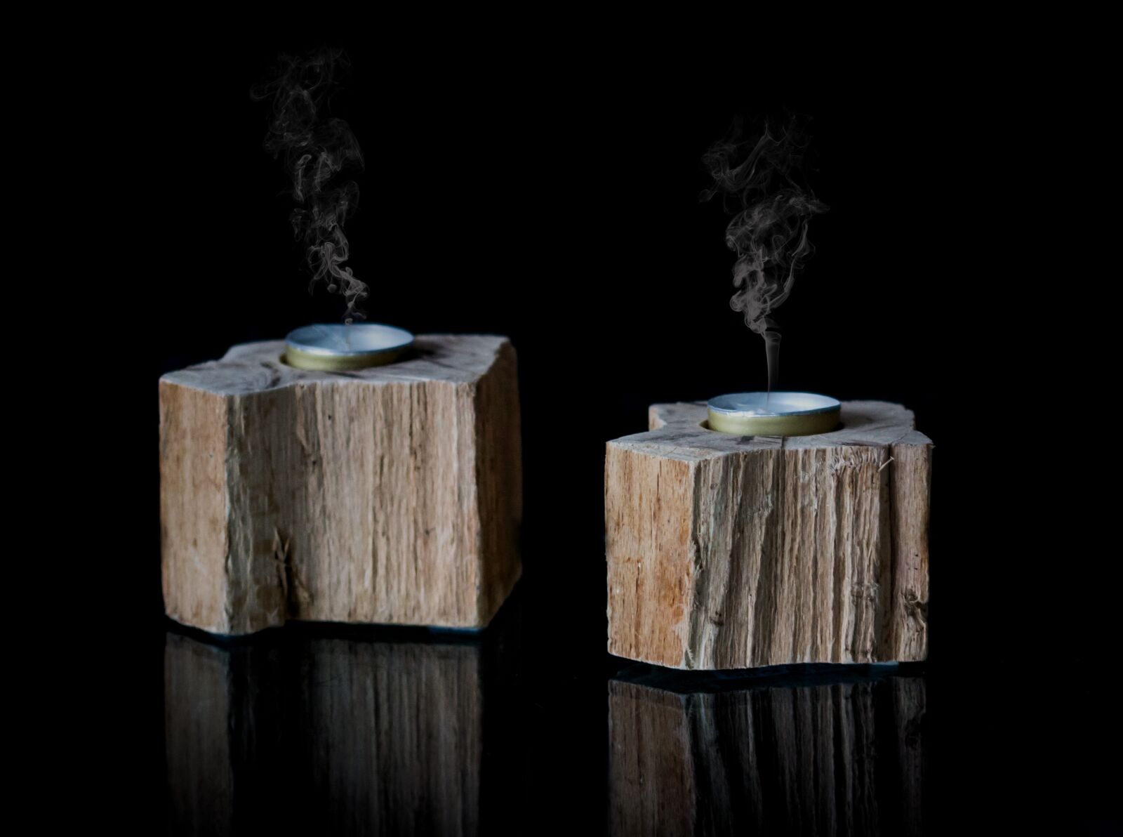 Canon EOS 600D (Rebel EOS T3i / EOS Kiss X5) sample photo. Wood, darkness, still life photography