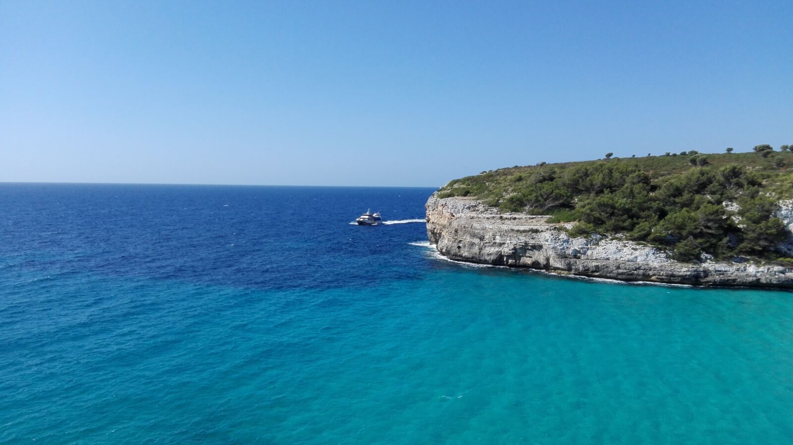 HUAWEI P8 Lite sample photo. Bay, sea, turquoise photography