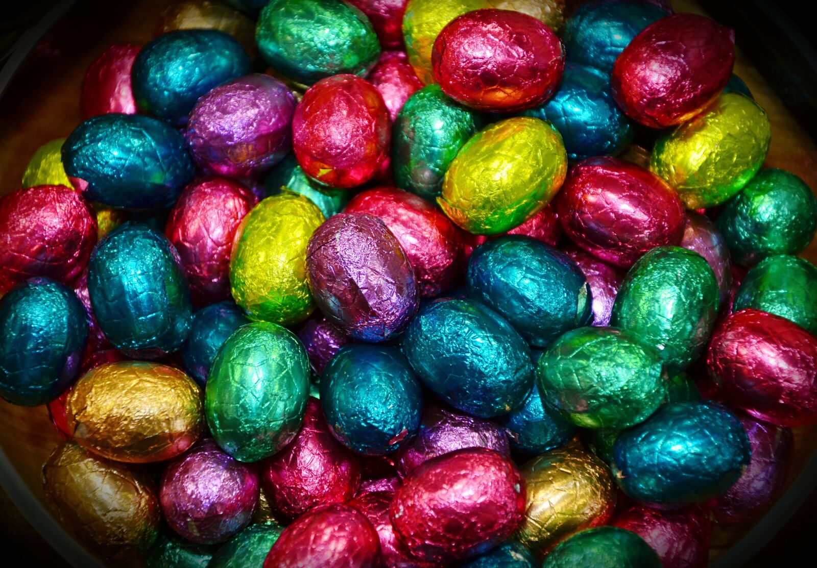 Nikon D5100 sample photo. Easter eggs, chocolate eggs photography