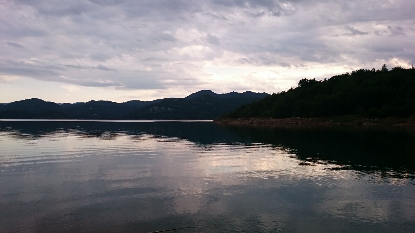 Sony Xperia Z3 sample photo. Clouds, croatia, lake photography