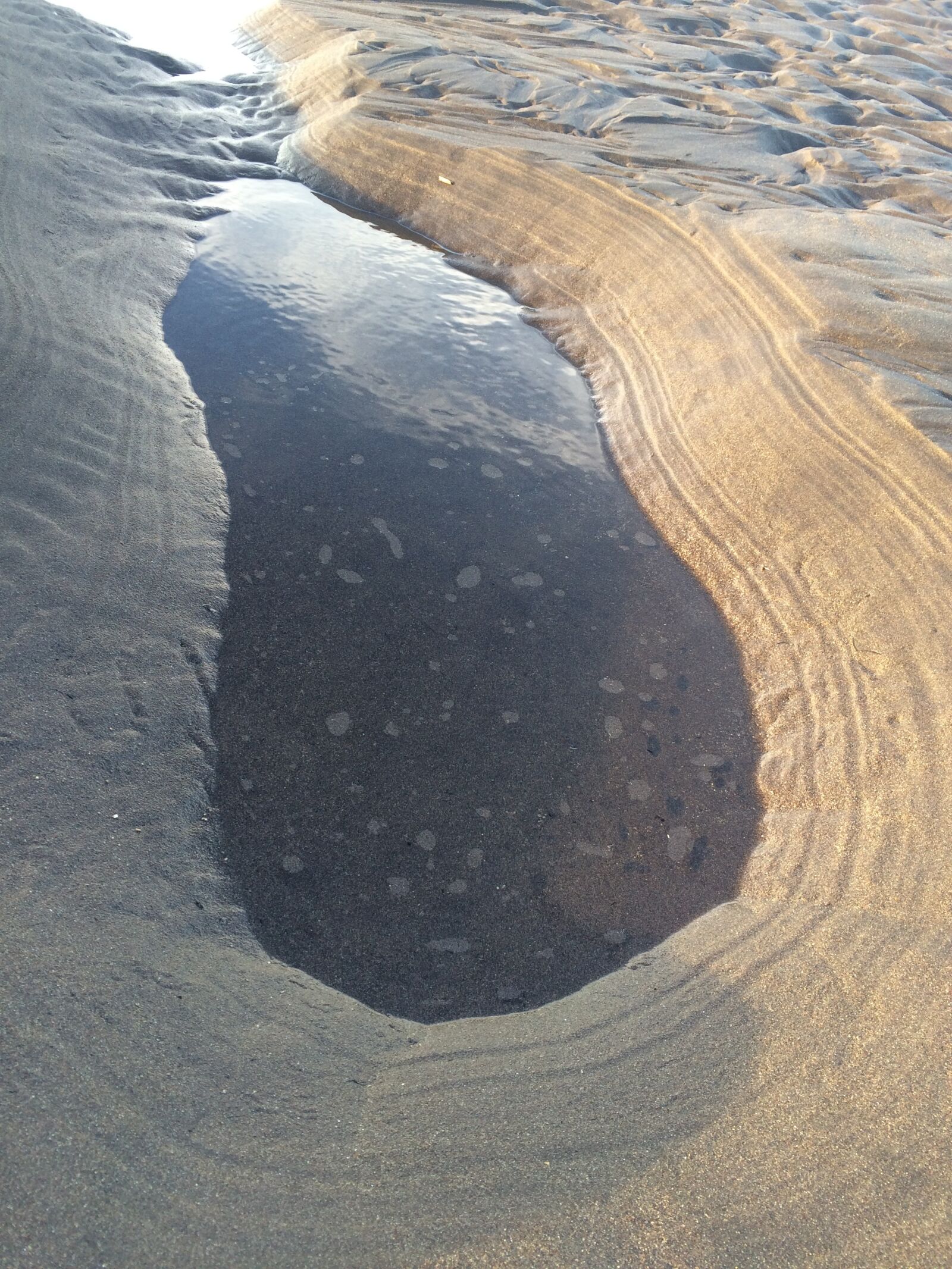 Apple iPhone 5s sample photo. Sand, water, sand beach photography