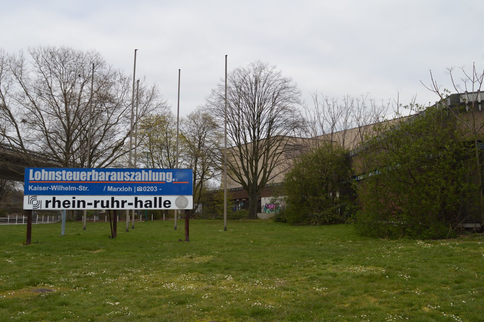 Nikon D3200 sample photo. Rhein-ruhr halle, duisburg, hall photography