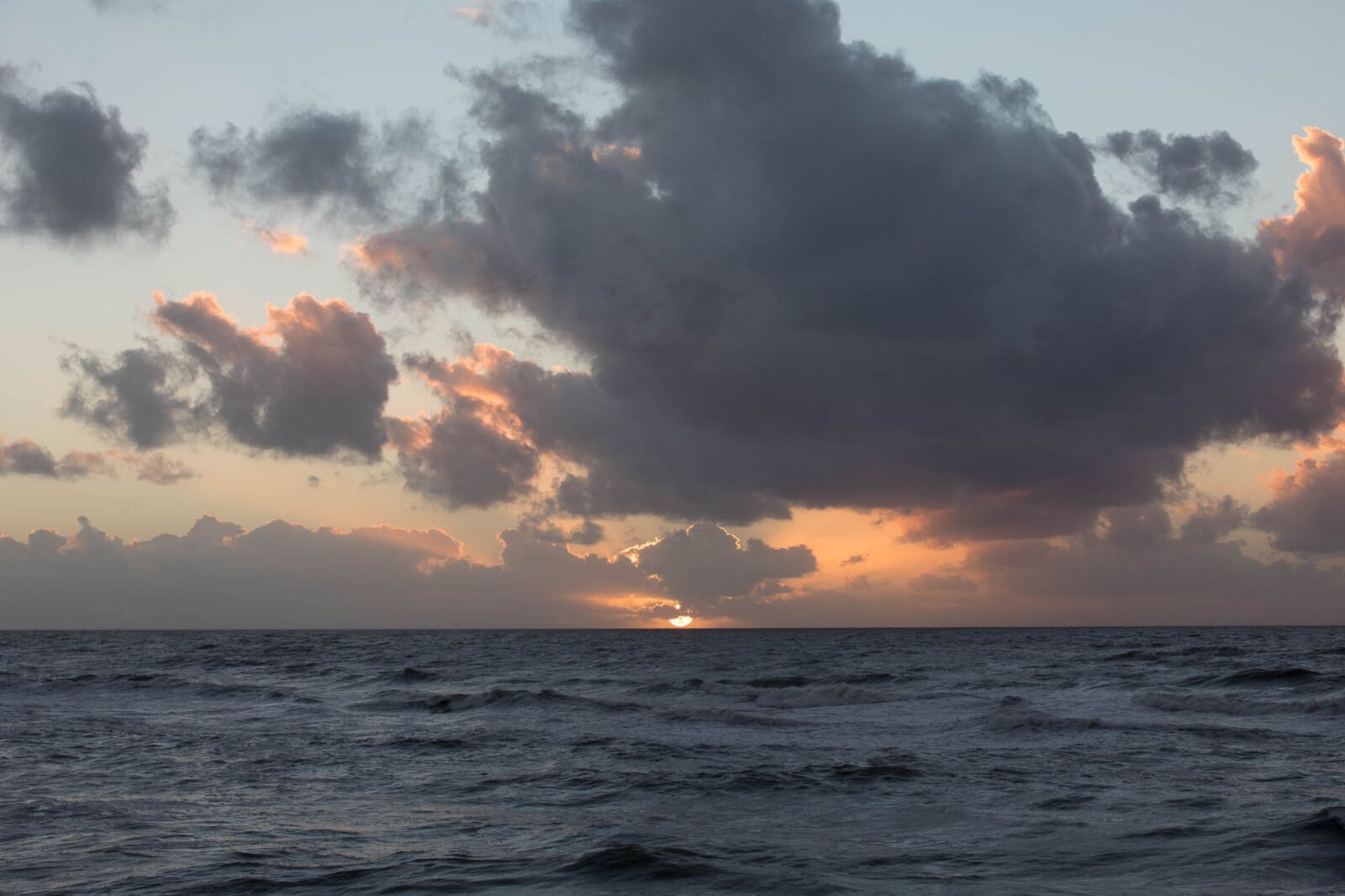 Canon EOS 5D Mark IV sample photo. New zealand, cloud, sunset photography
