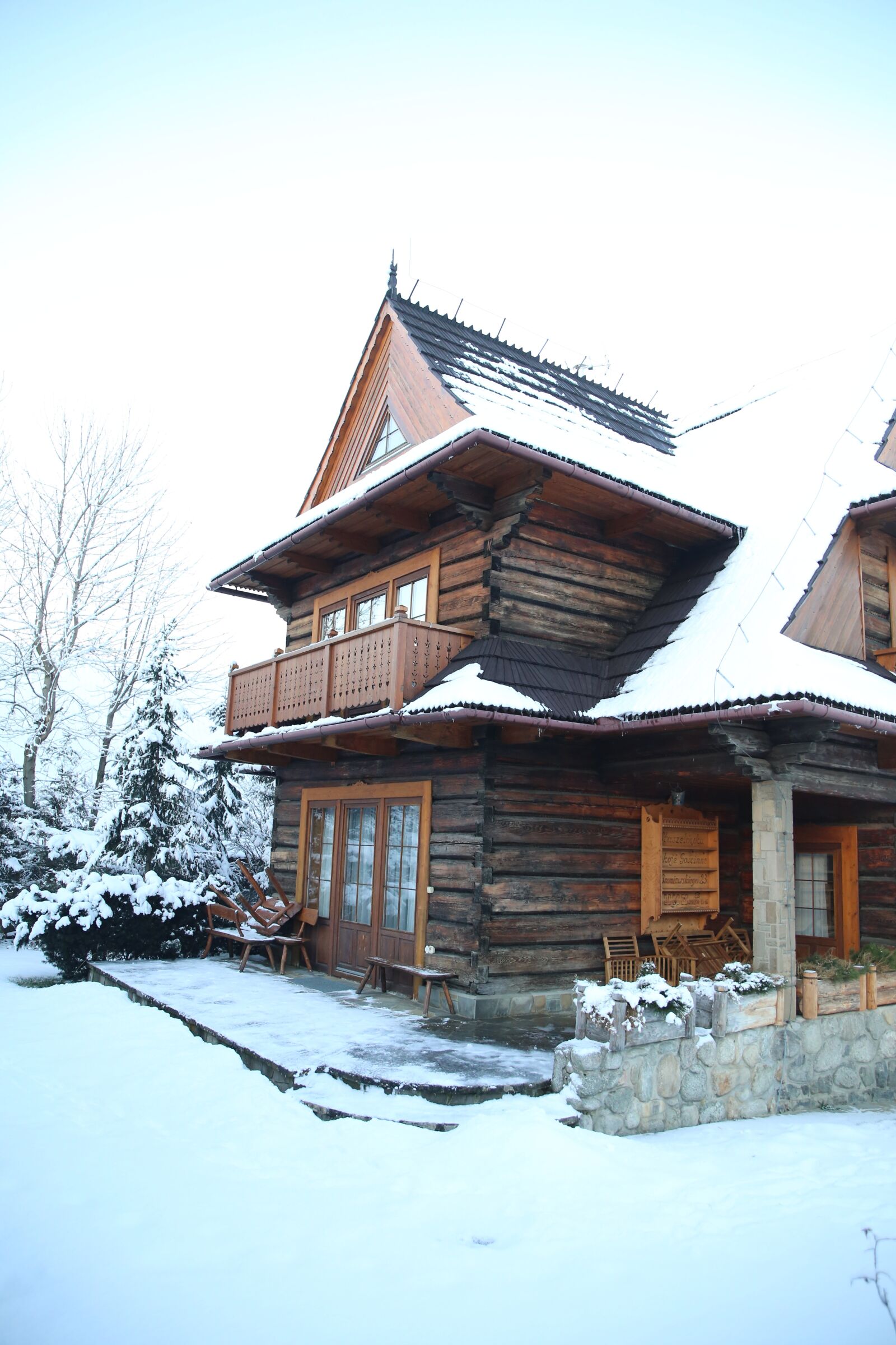 Canon EOS 6D sample photo. House, buried, style photography