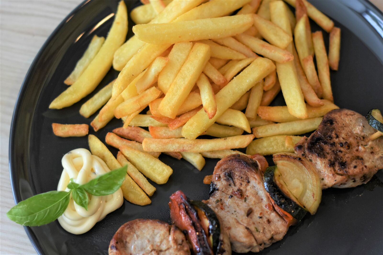 Nikon D7200 sample photo. Meat, meat skewer, fillet photography