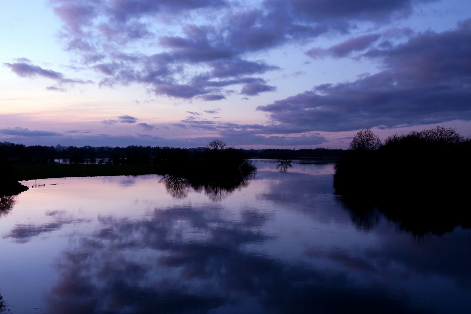 Canon EOS 700D (EOS Rebel T5i / EOS Kiss X7i) sample photo. Waters, reflection, sunset photography