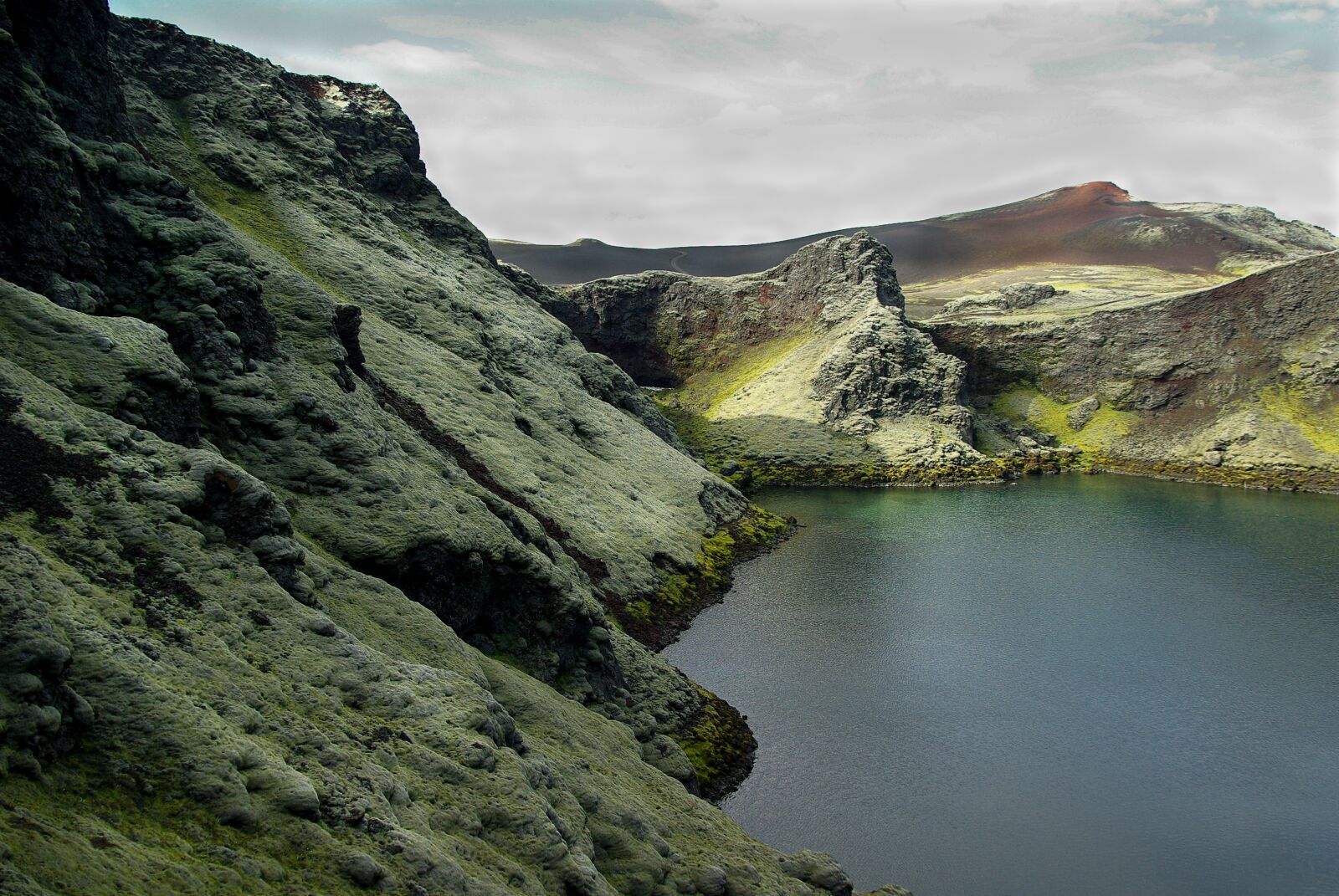 Pentax K10D sample photo. Iceland, laki, lake photography