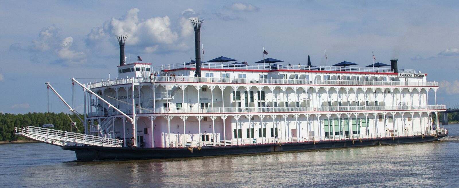 Nikon D850 sample photo. Riverboat, paddle wheel, river photography