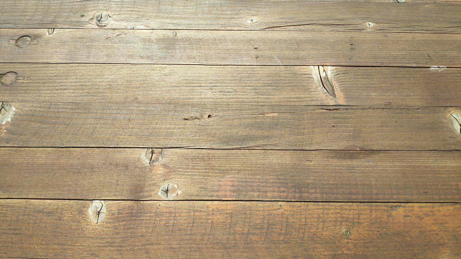 Xiaomi POCO F1 sample photo. Wood, structure, surface photography