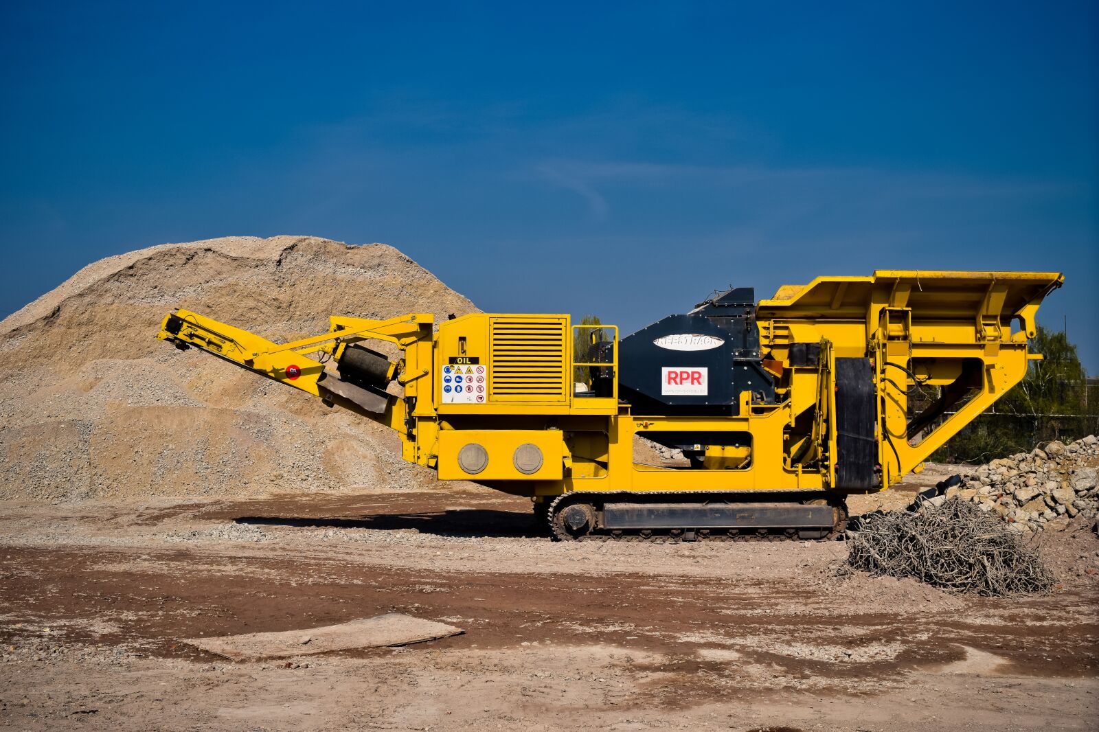 Nikon D3300 sample photo. Construction, construction machine, crusher photography