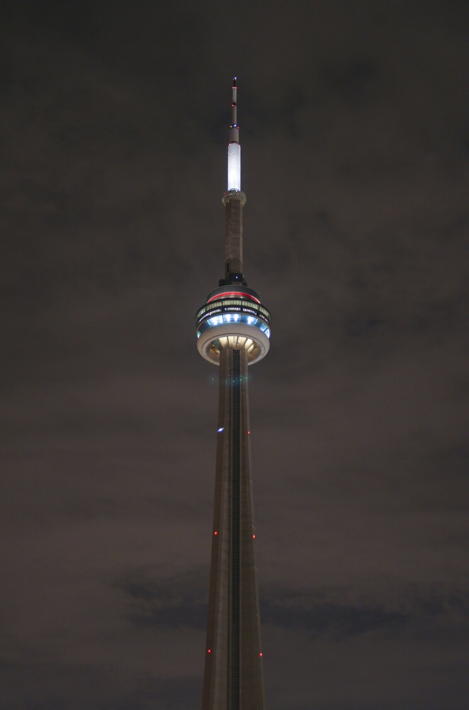 Canon EOS 20D sample photo. Architecture, building, cn tower photography