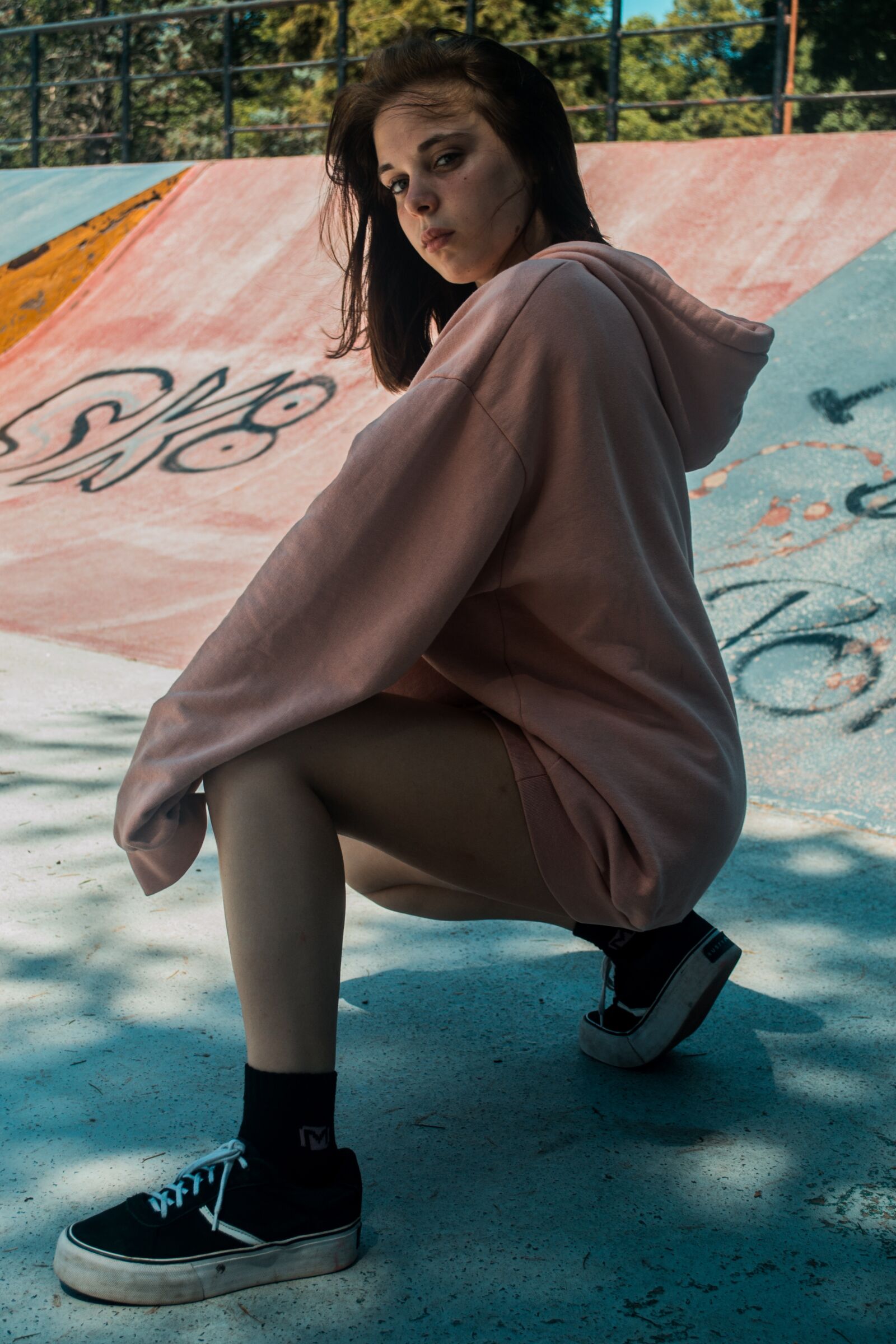 Nikon D3100 sample photo. Girl, urban, fashion photography