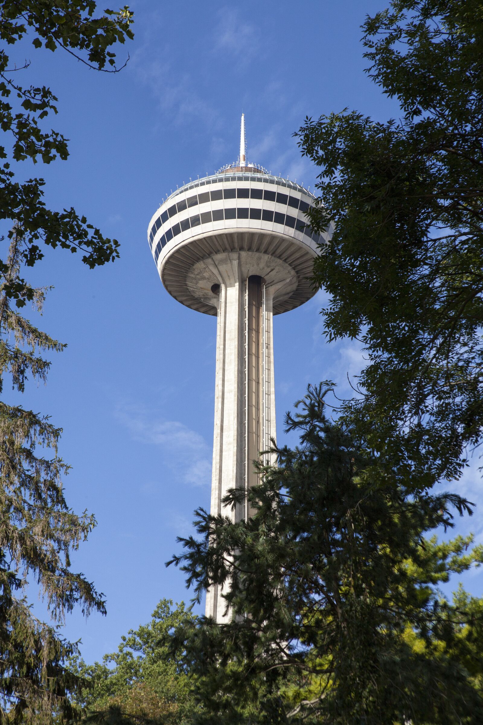 Canon EOS 5D Mark II sample photo. Skylon tower, tower, niagara photography