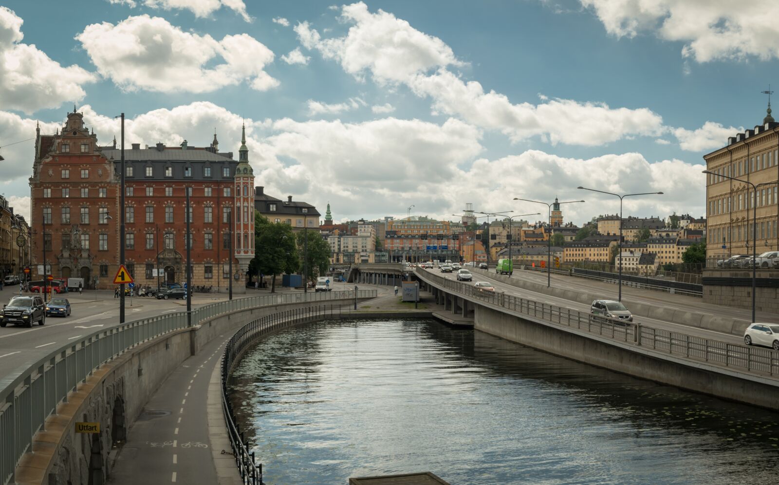 Nikon D3300 sample photo. Sweden, stockholm, traffic photography