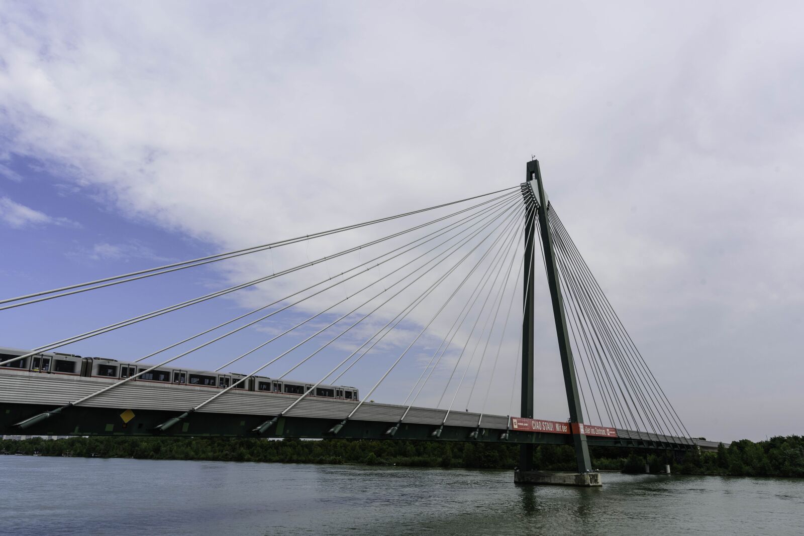 Nikon D750 sample photo. Bridge, train, steel photography