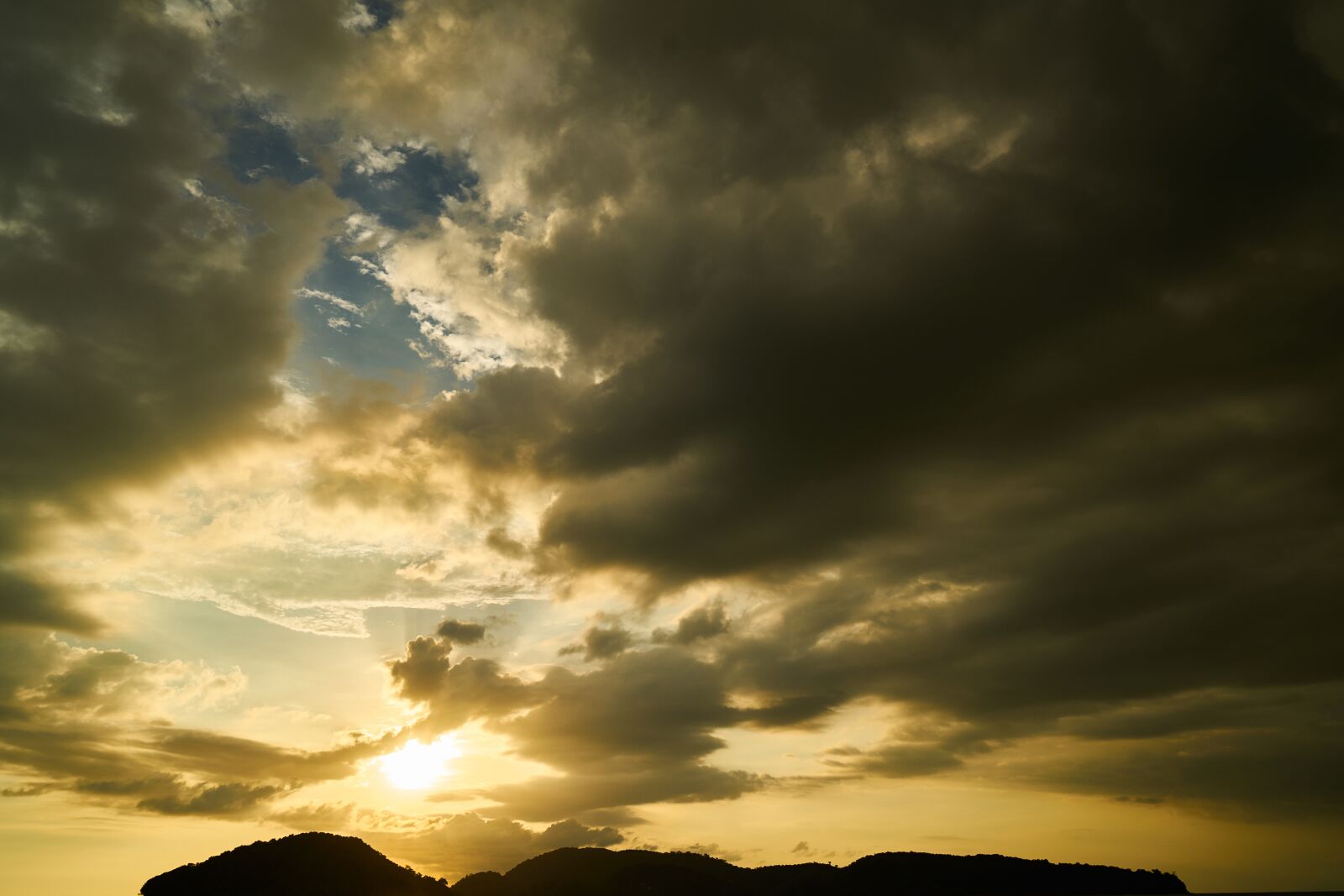 Sony a7R II sample photo. Landscape, sunset, sky photography
