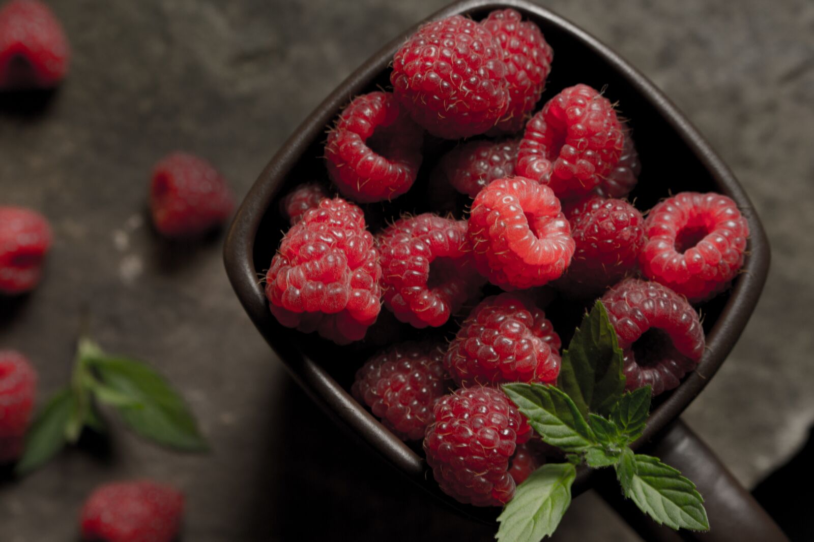 Canon EOS 700D (EOS Rebel T5i / EOS Kiss X7i) sample photo. Eating, fruit, dessert photography