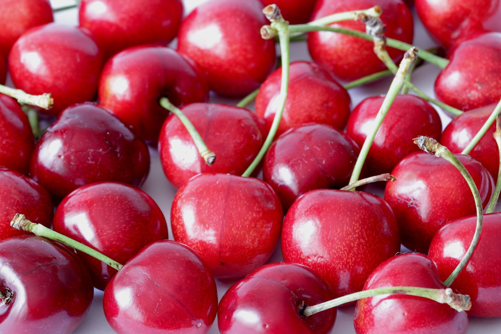 Canon EOS 1200D (EOS Rebel T5 / EOS Kiss X70 / EOS Hi) sample photo. Cherries, red, fruit photography