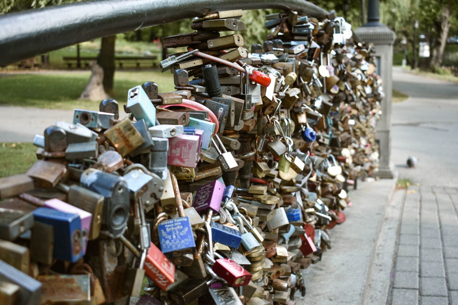 Nikon D3400 sample photo. Love, bridge, romantic photography