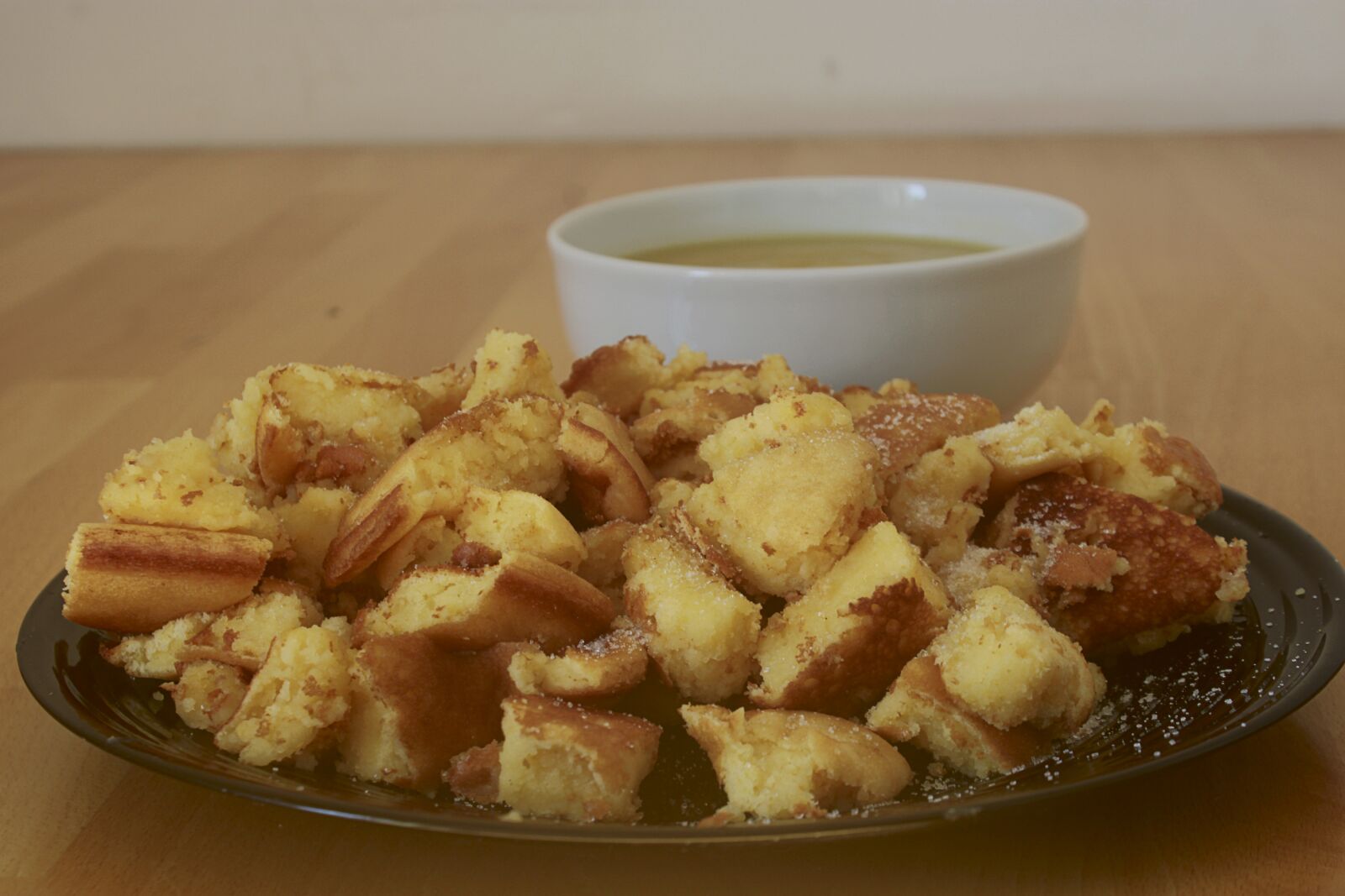 Canon EOS 2000D (EOS Rebel T7 / EOS Kiss X90 / EOS 1500D) sample photo. Pastry, confectionery, food photography