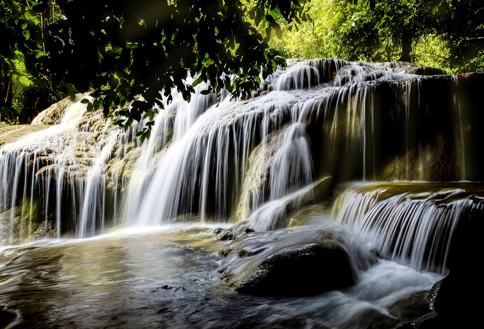Canon EF 24-70mm F2.8L II USM sample photo. Vietnam, the country, the photography