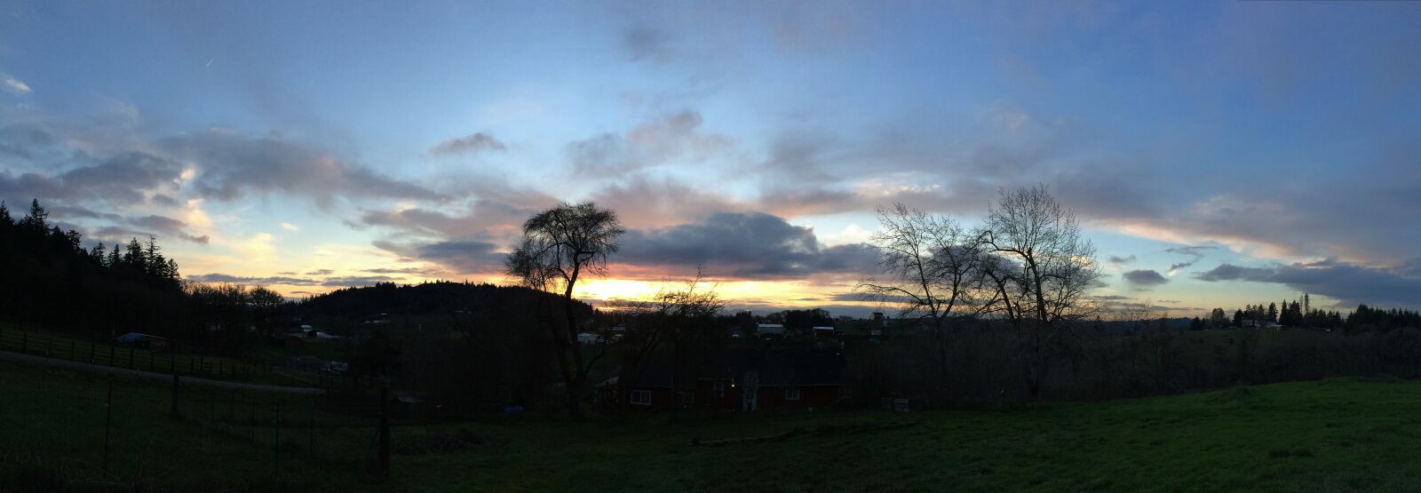 iPhone 5s back camera 4.15mm f/2.2 sample photo. Northwest, sunset, nature photography