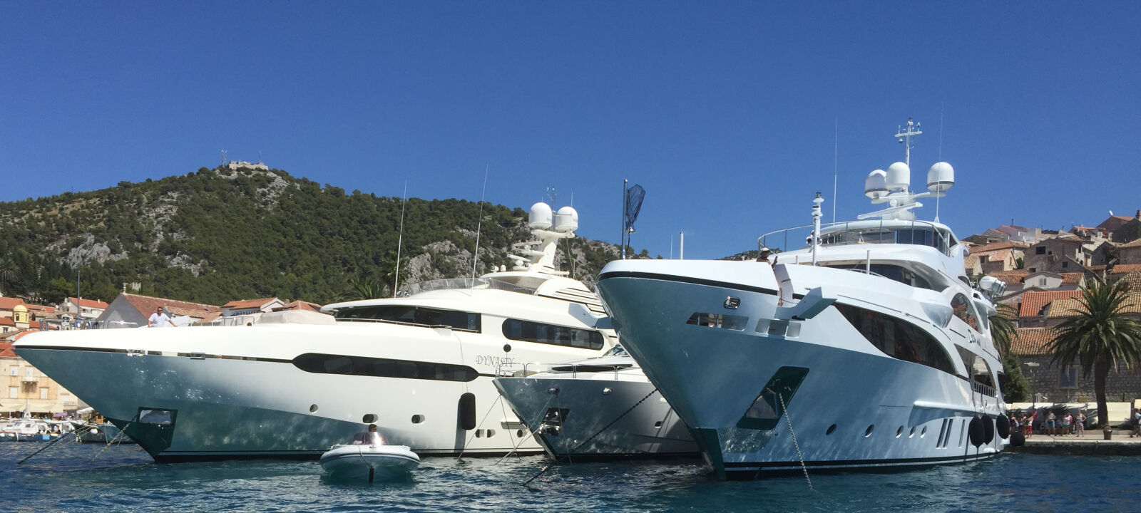 iPhone 6 Plus back camera 4.15mm f/2.2 sample photo. Boats, luxury, mega, yachts photography