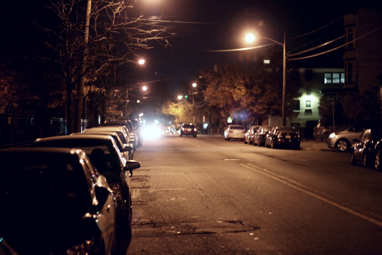 Canon EF 50mm F1.8 II sample photo. Cars, neighborhood, night, photography photography