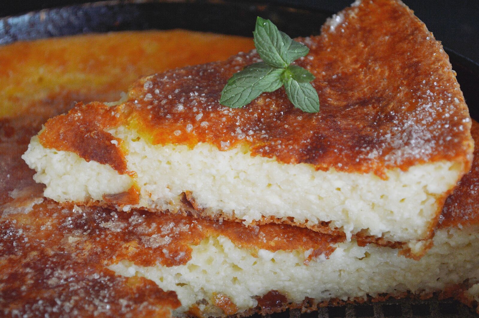 Nikon D3200 sample photo. Homemade bakery, casserole, delicious photography