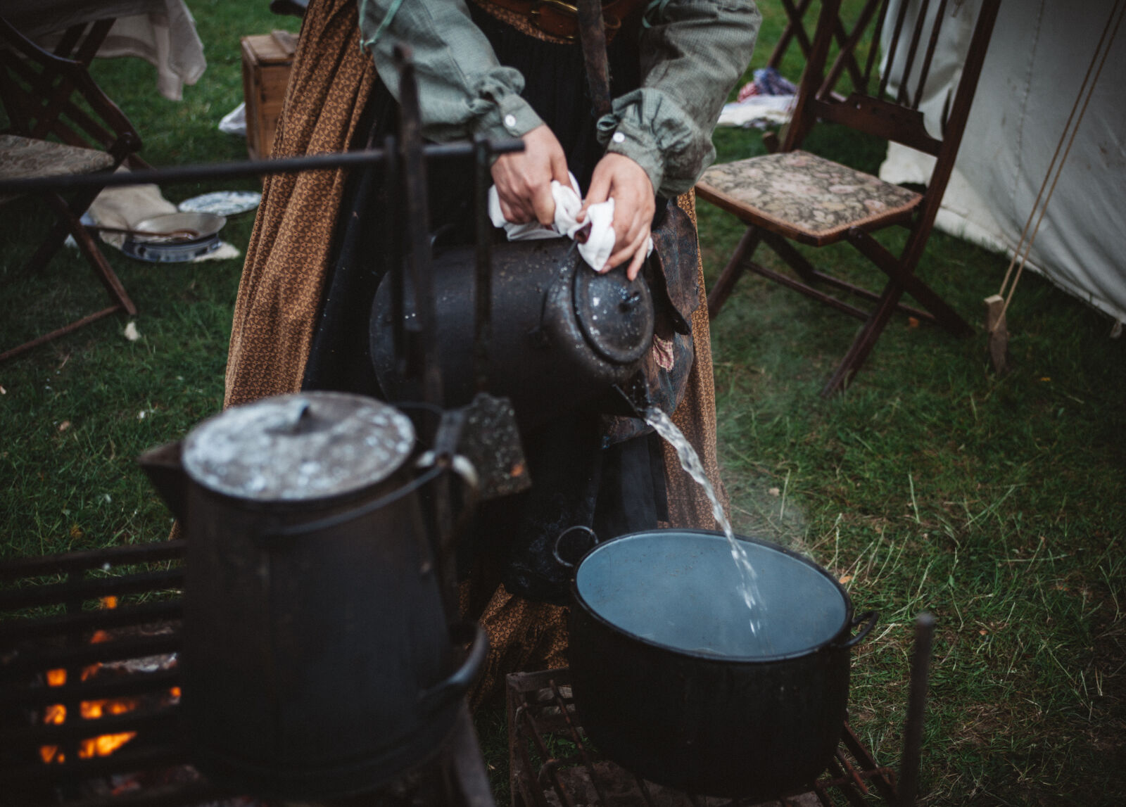 Canon EF 28-70mm f/2.8L USM sample photo. Adult, boil, breakfast, camping photography
