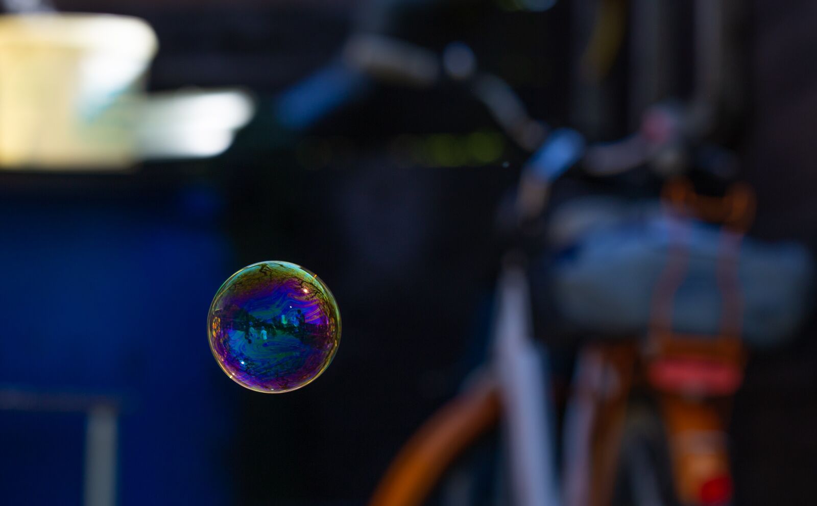 Canon EF 100mm F2.8L Macro IS USM sample photo. Soap bubble, summer, colorful photography