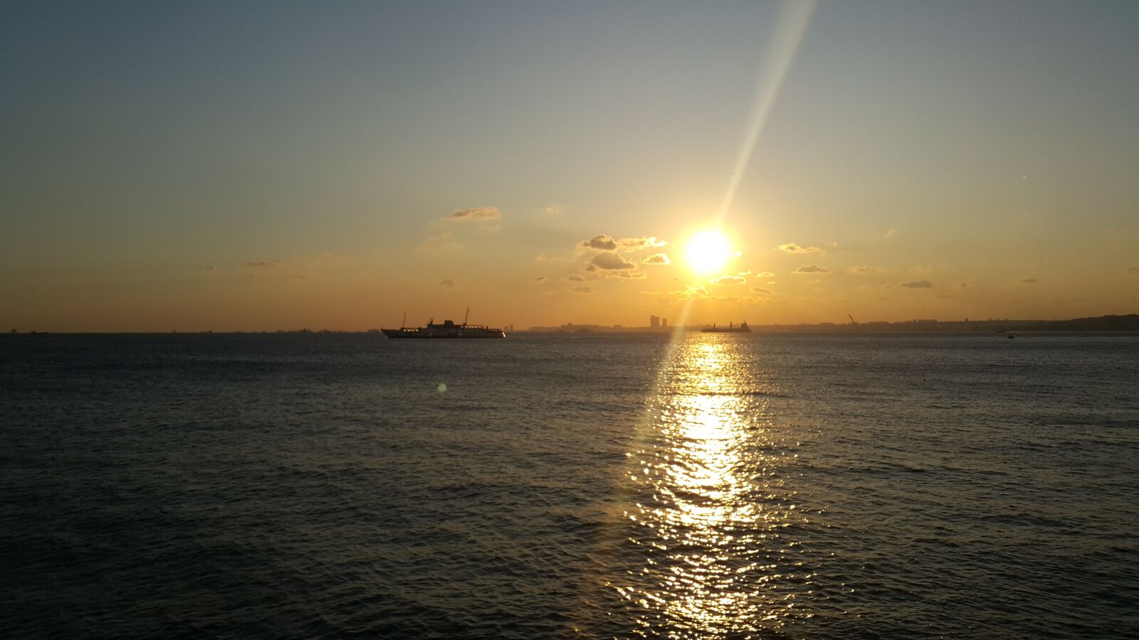 Samsung Galaxy Note4 sample photo. Istanbul, g n bat photography