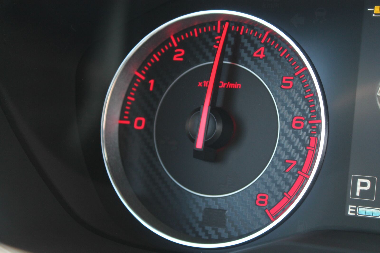 Canon EOS 1100D (EOS Rebel T3 / EOS Kiss X50) sample photo. Tachometer, car, arrow photography