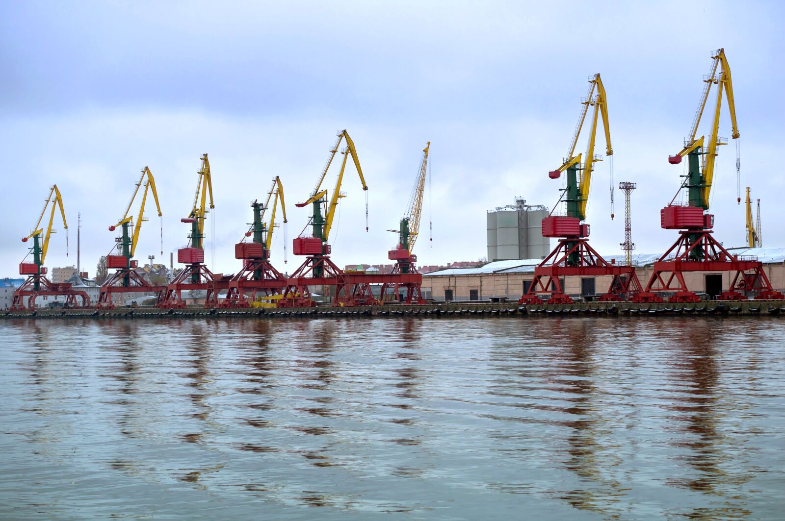Sony Alpha NEX-3N sample photo. Port, transport, industrial photography
