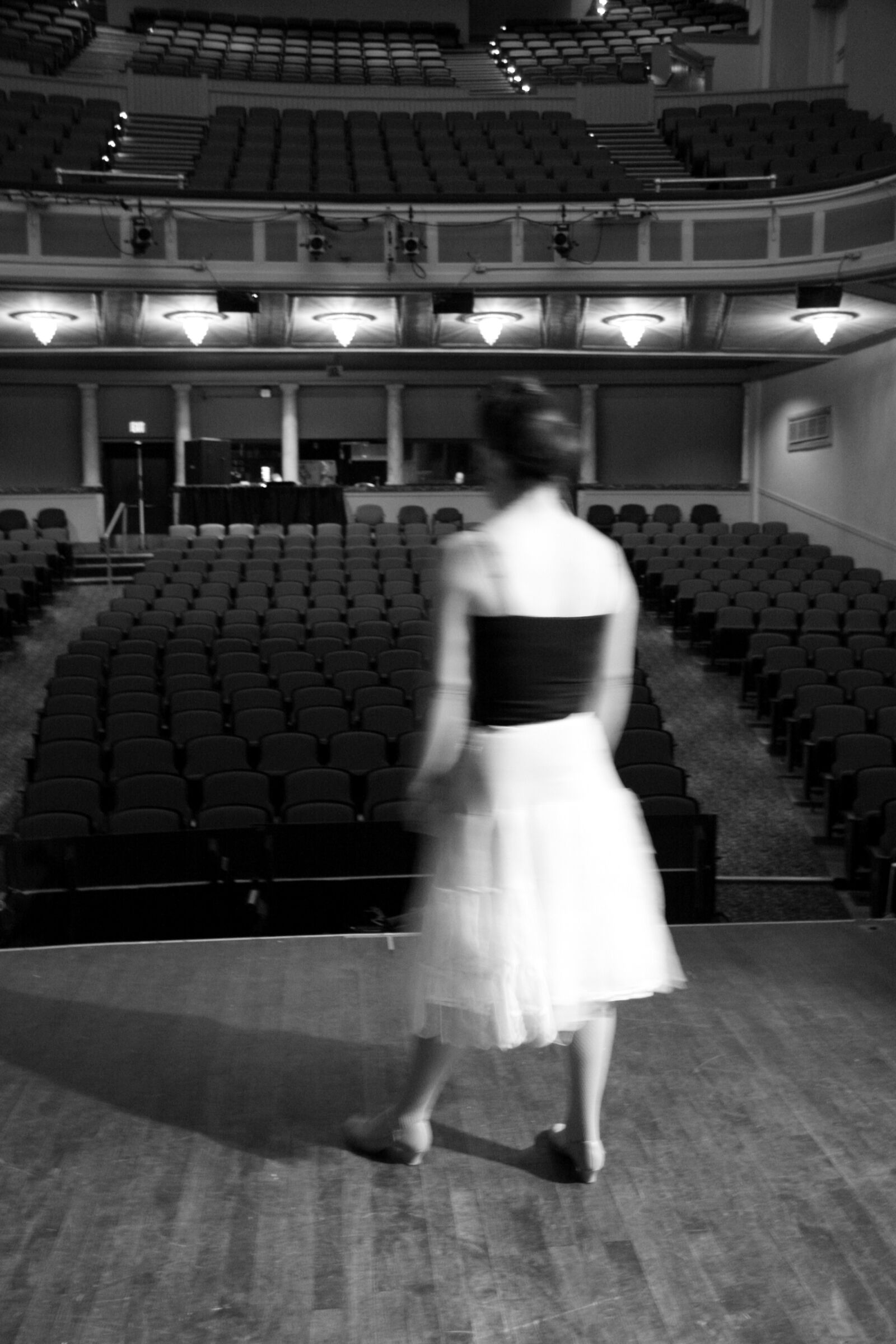 Canon EOS 30D sample photo. Dancer, stage, ballet photography