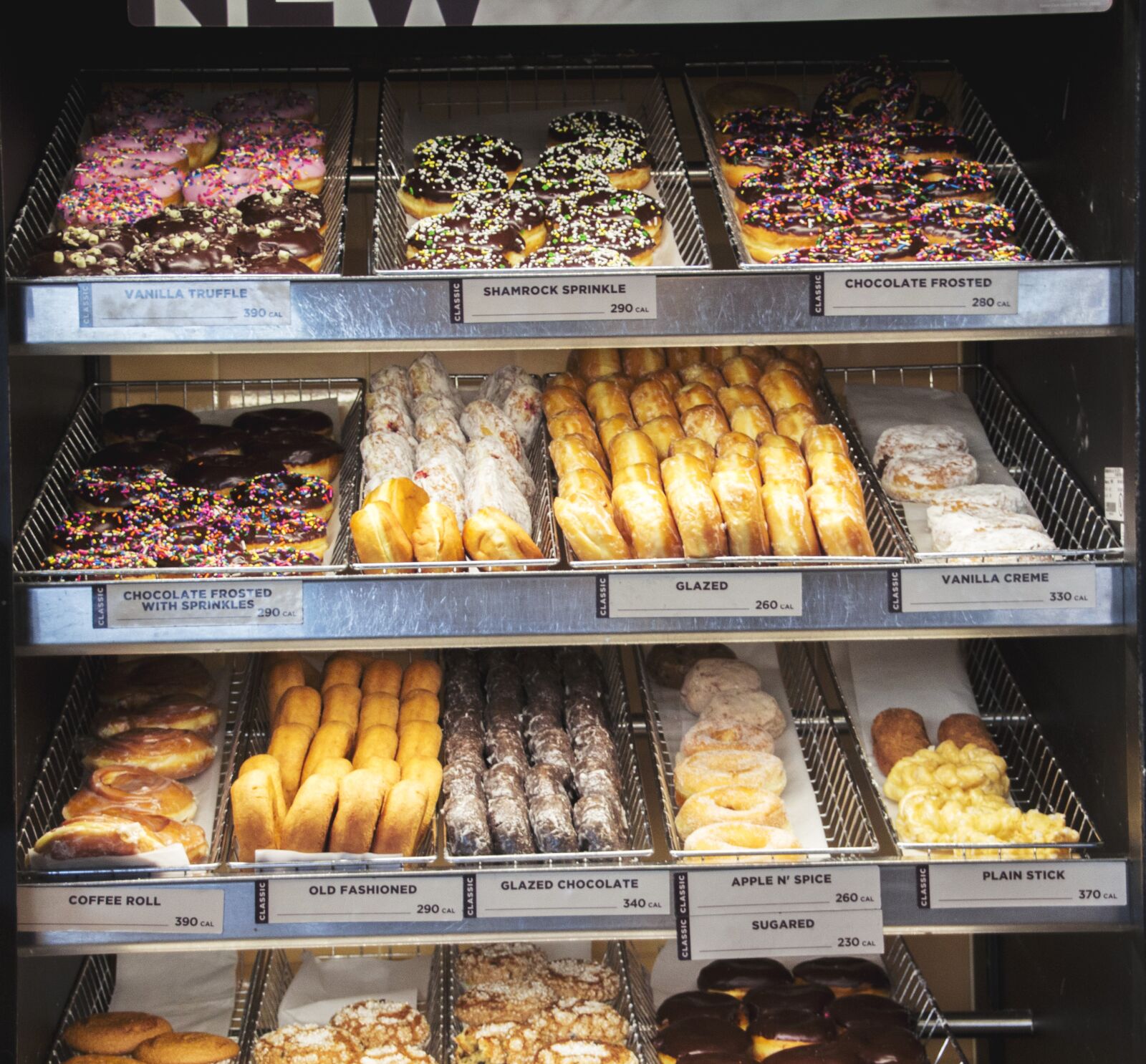 Canon EOS 700D (EOS Rebel T5i / EOS Kiss X7i) sample photo. Donuts, bakery, flavors photography