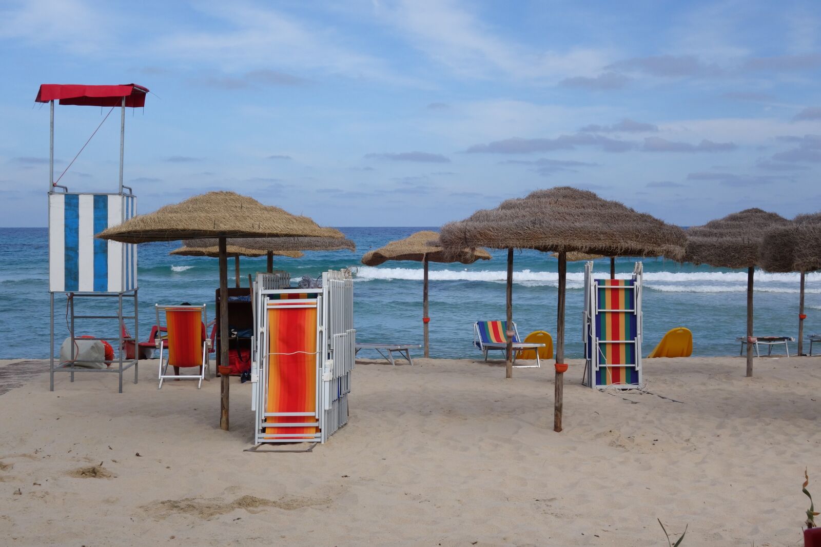 Sony Cyber-shot DSC-RX100 II sample photo. Sardinia, low season, parasol photography
