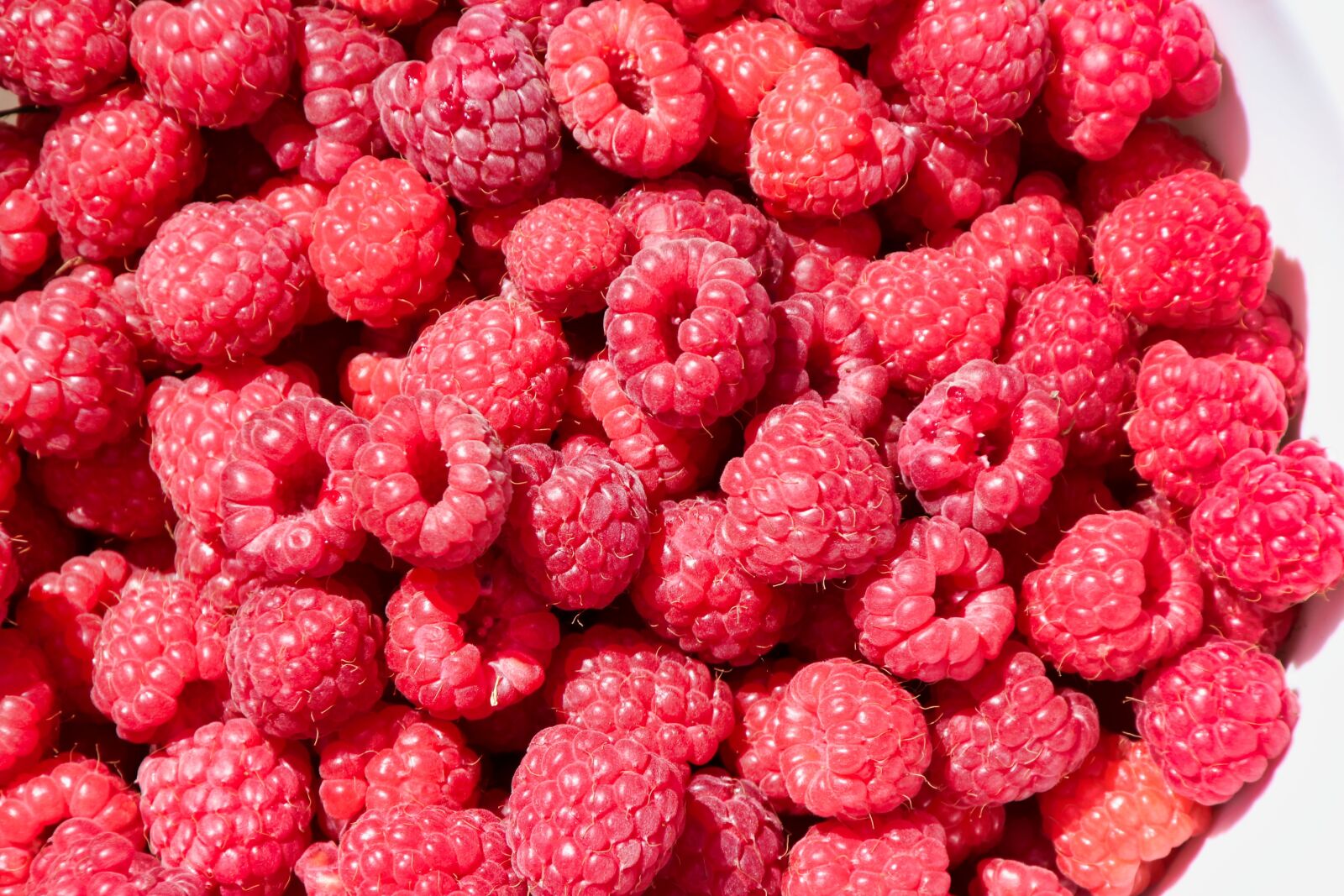 Canon EOS 1200D (EOS Rebel T5 / EOS Kiss X70 / EOS Hi) sample photo. Raspberries, fruit, fruits photography