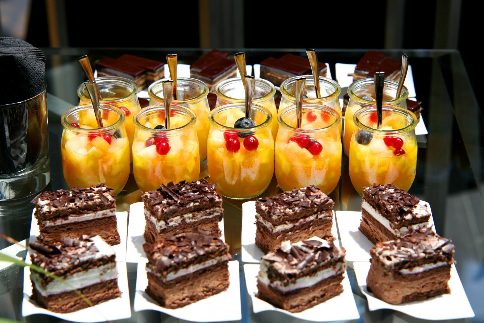 Canon EOS 5D sample photo. Food, fruits, cake, fruit photography