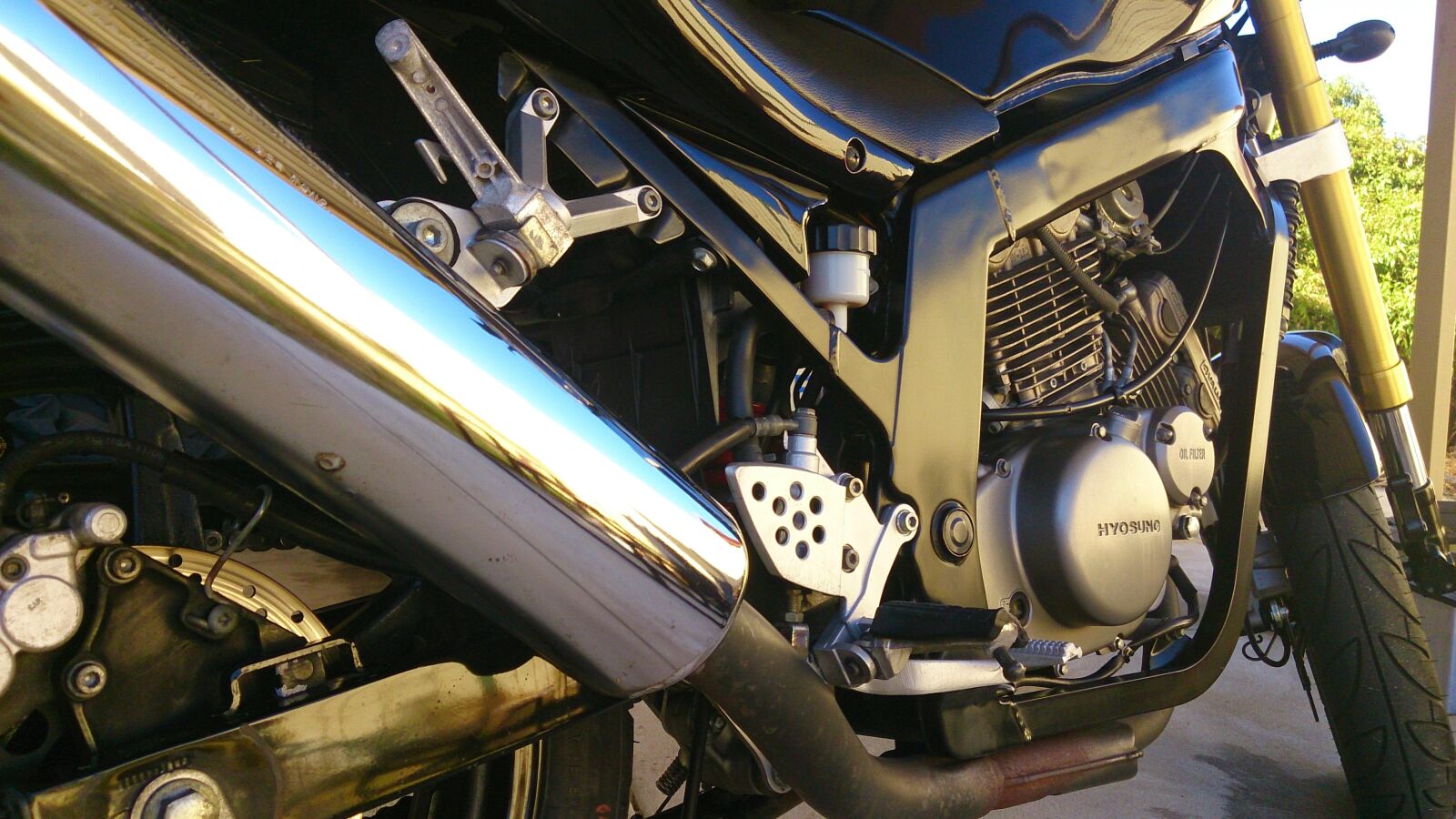 Sony Xperia Z sample photo. Motorcycle, chrome, polished photography