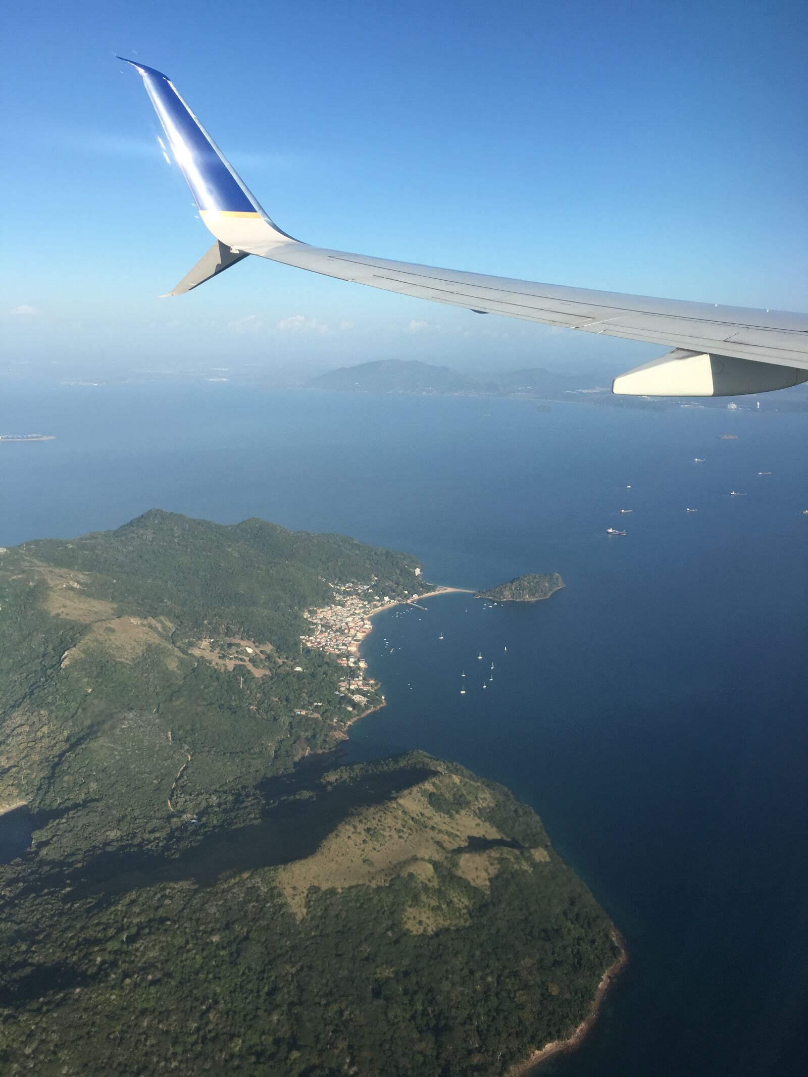 Apple iPhone 6s sample photo. Plane, earth, flight photography