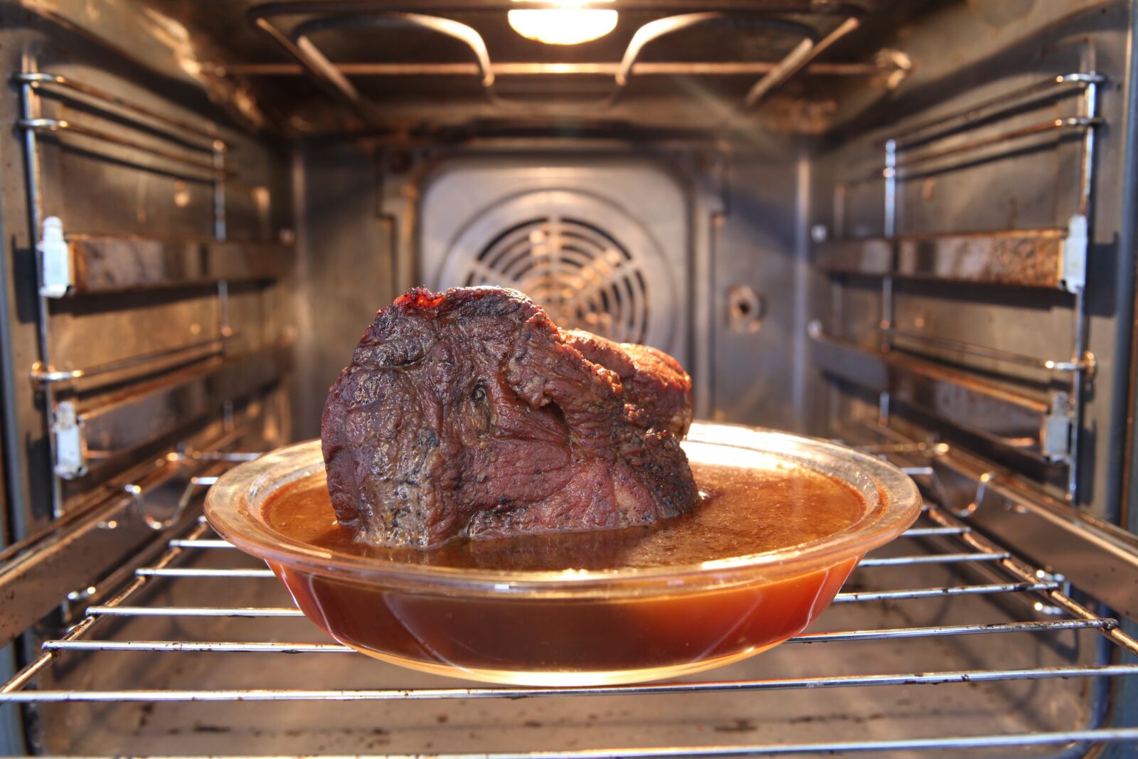 Canon EOS 5D Mark II sample photo. Roast, oven, burning photography