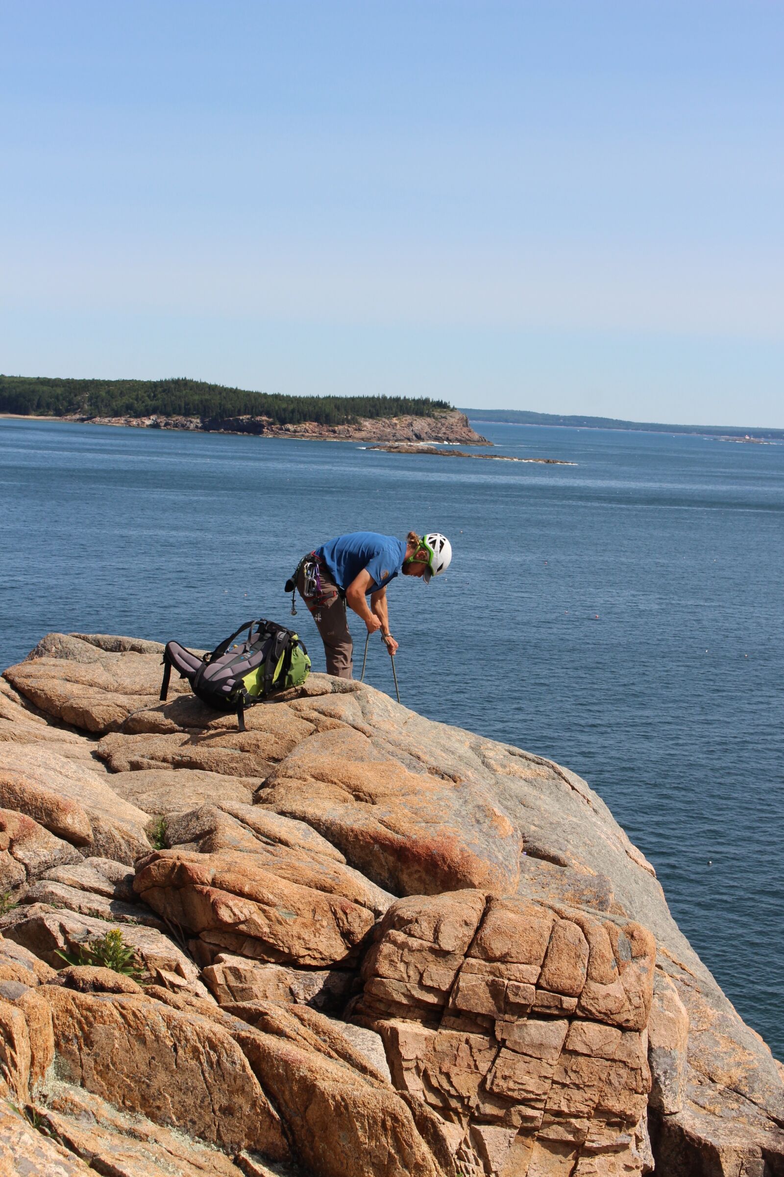 Canon EOS 100D (EOS Rebel SL1 / EOS Kiss X7) sample photo. Rock climbing, outdoors, scenic photography