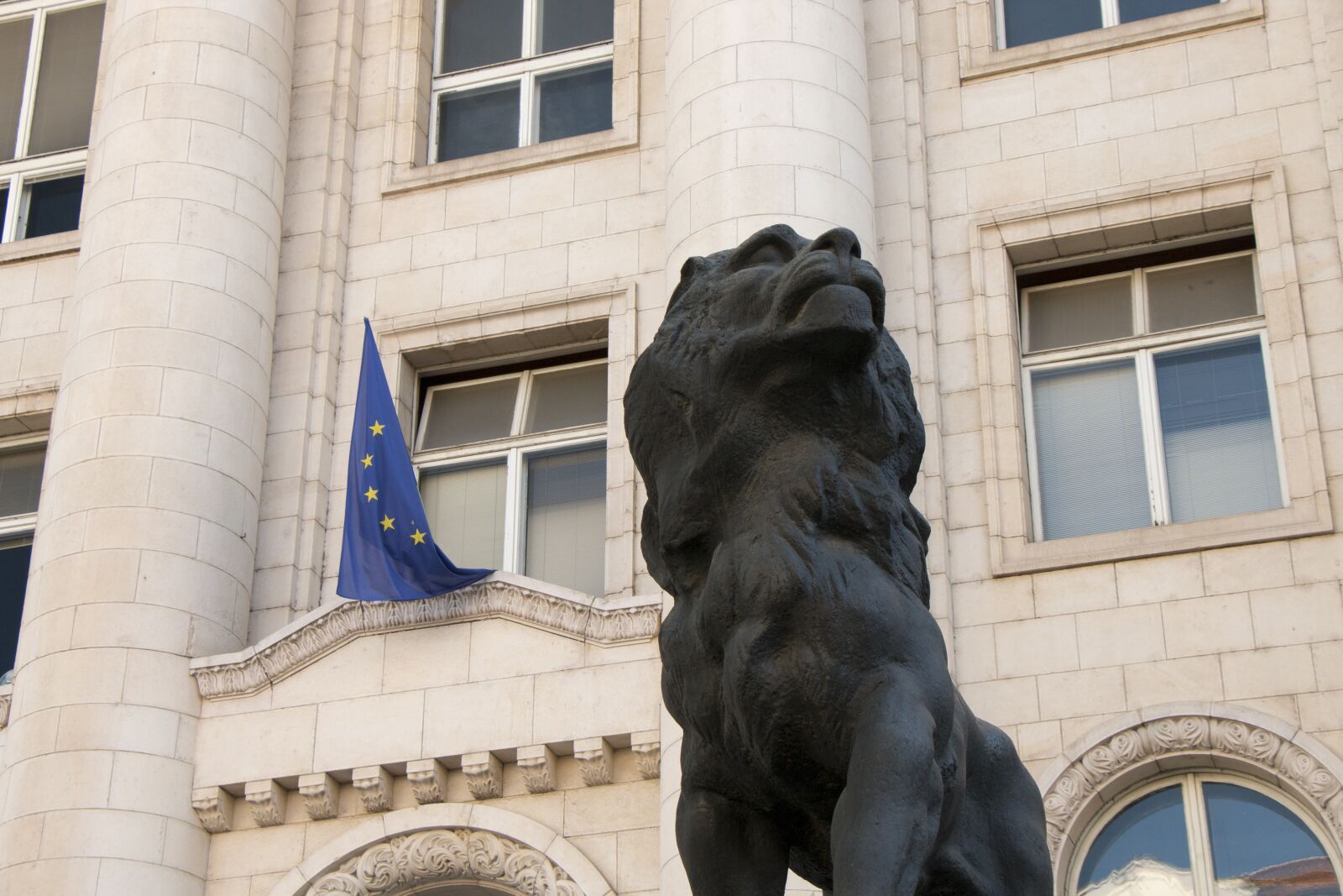 Canon EOS 70D sample photo. Bulgaria, the statue of photography