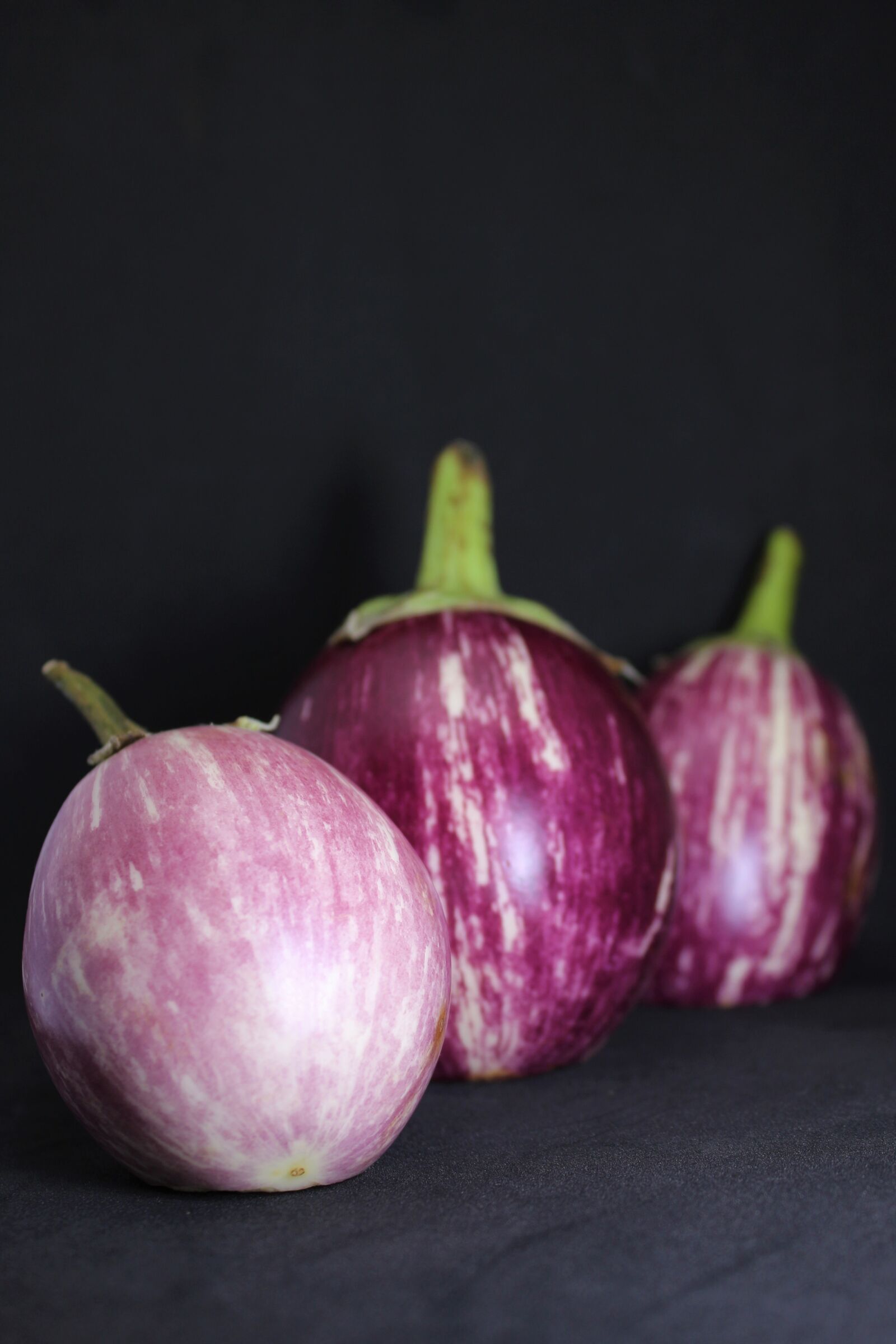 Canon EF-S 18-55mm F3.5-5.6 IS sample photo. Healthy, eat, health photography