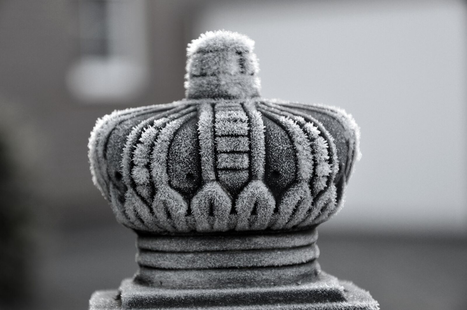 Nikon D3200 sample photo. Metal, post, ornament photography