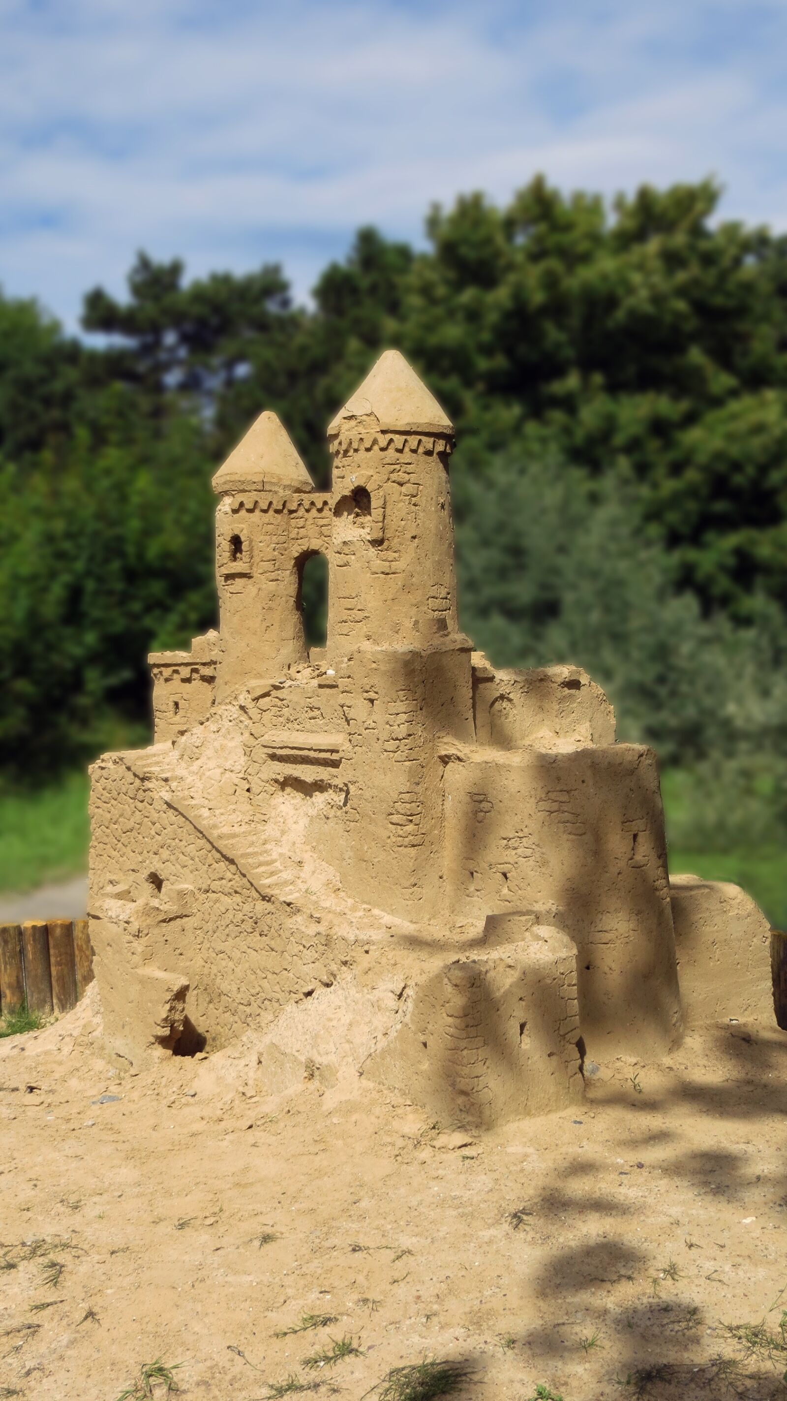 Canon PowerShot SX240 HS sample photo. Sand, castle, sand sculpture photography