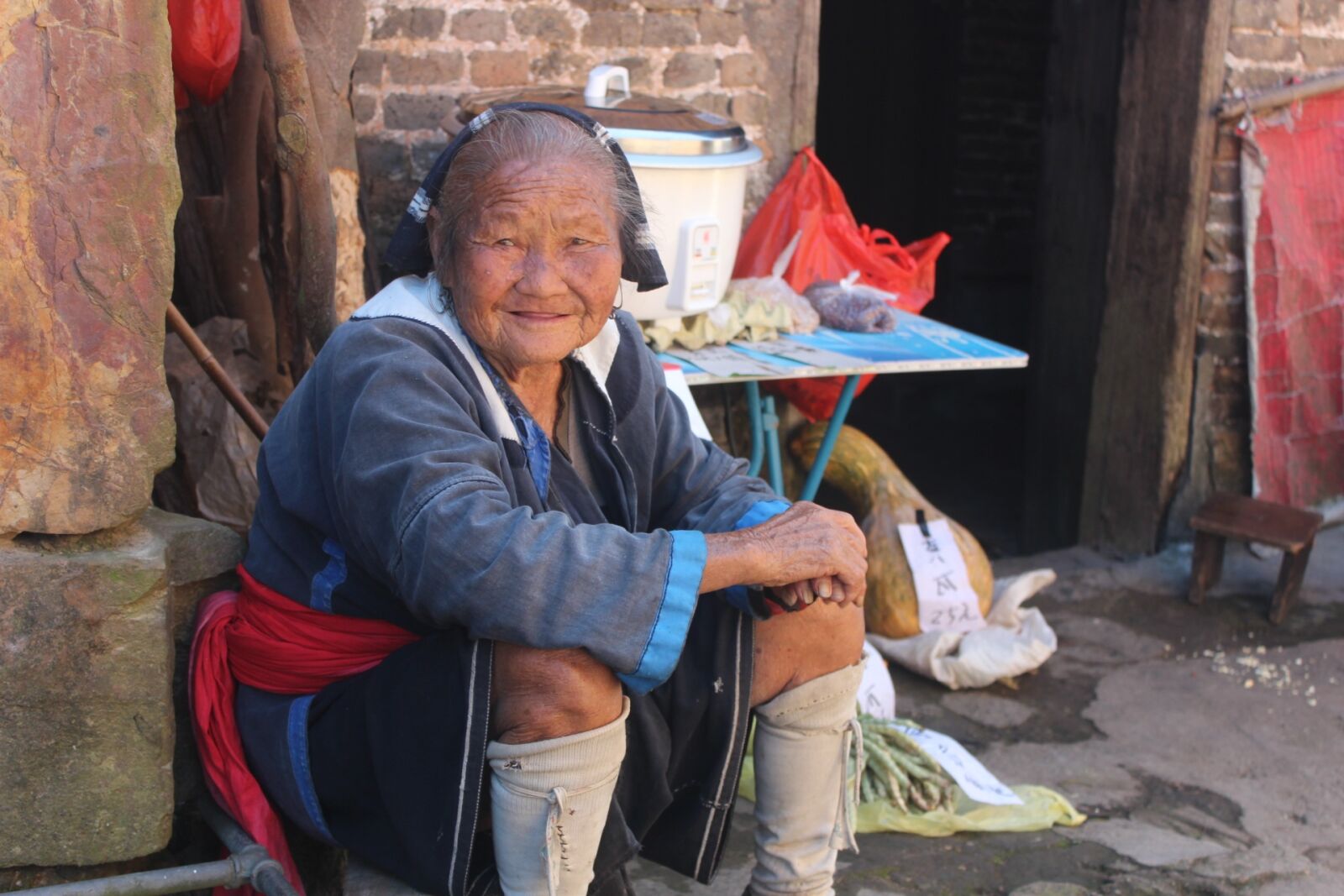 Canon EOS 600D (Rebel EOS T3i / EOS Kiss X5) sample photo. Yao village, the old photography